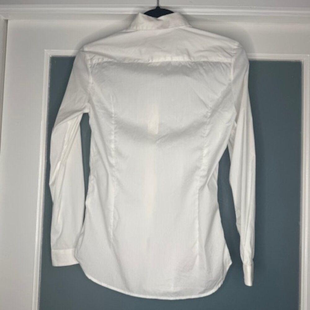 Burberry Classic White Women Shirt Size 0 XS - Great Condition - Picture 8 of 9